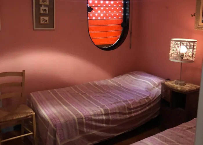 Superbe Avec Vue Proche Village Lägenhet